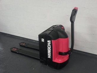 Transpalette accompagnant Hangcha CBD30-AC1