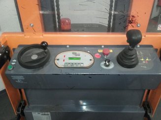 Préparateur de commandes à nacelle élevable OMG 602