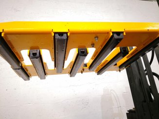 Mono multi fourches 2 palettes Caterpillar 4000
