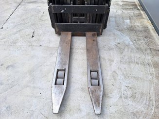 Gerbeur porté debout Caterpillar NSR16N