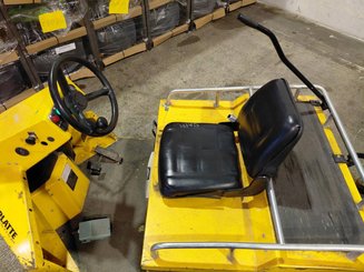 Tracteur de remorquage Charlatte TE206 - 6
