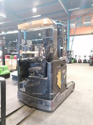 Chariot à mât rétractable Caterpillar NR20N2H
