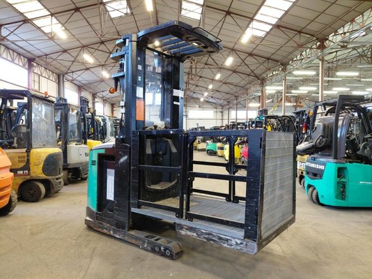 Préparateur de commandes à nacelle élevable Caterpillar NOH10N - 1