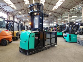 Préparateur de commandes à nacelle élevable Caterpillar NOH10N - 2