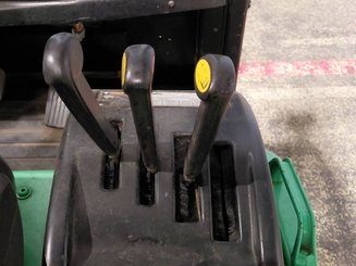 Chariot élévateur frontal 3 roues Yale ERP16 ATF