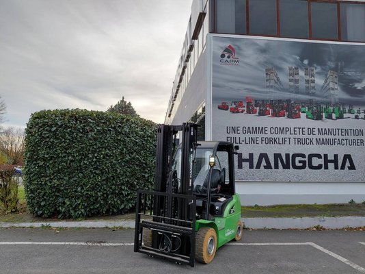 Chariot élévateur frontal 4 roues Hangcha XC30i - 1