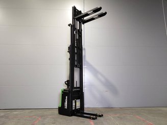 Gerbeur accompagnant Hangcha CDD20 XT1-SI - 7