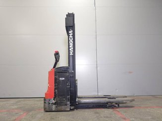 Gerbeur accompagnant Hangcha CDD12-E - 9
