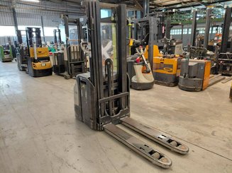 Gerbeur accompagnant Crown ESI4000-12 - 4
