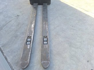 Préparateur de commande au sol Caterpillar N020NE - 12