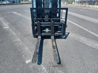 Chariot élévateur frontal 3 roues Hangcha A3W18