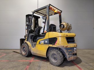 Chariot élévateur frontal 4 roues Caterpillar GP30NTD - 2