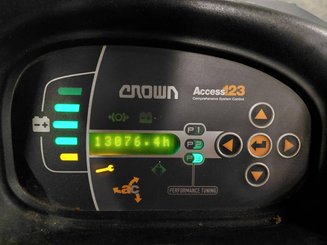 Transpalette porté debout Crown WT3040 - 8