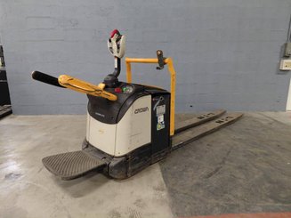 Transpalette porté debout Crown WT3060 - 1