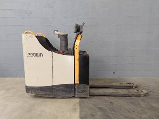 Transpalette porté debout Crown WT3040 - 3