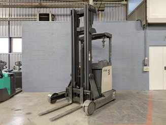 Chariot à mât rétractable Crown ESR5000