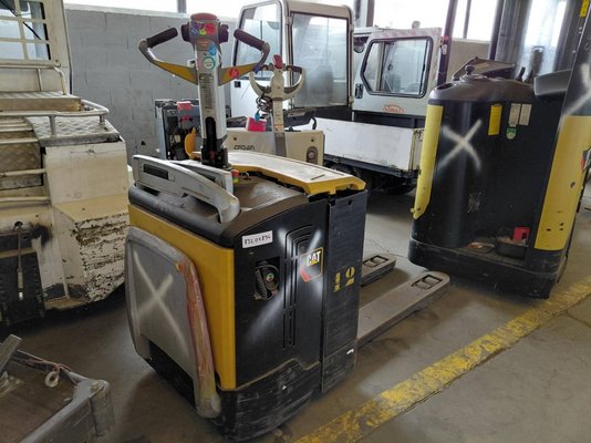 Transpalette porté debout Caterpillar NPV20N - 1