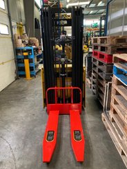 Gerbeur Yale MS12X - 6