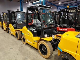 Chariot élévateur électrique Hangcha XE35Hi (CPD35-XEY2H2-Si)