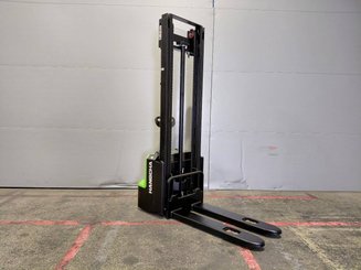 Gerbeur accompagnant Hangcha CDD12-AMC2-Li