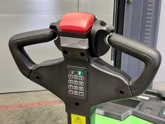 Gerbeur accompagnant Hangcha CDD16-XT1-SI