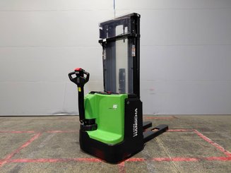 Gerbeur accompagnant Hangcha CDD16-XT1-SI