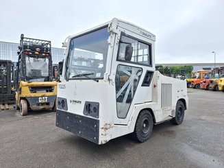 Tracteur de remorquage Charlatte TG225 - 1