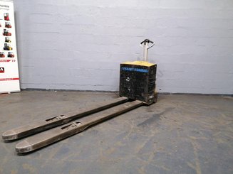 Transpalette accompagnant Caterpillar NPP20N2