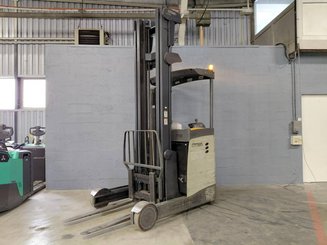 Chariot à mât rétractable Crown ESR 5260