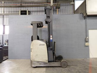 Chariot à mât rétractable Crown ESR 5260
