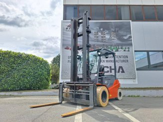 Chariot élévateur frontal 4 roues Toyota 8FBMT50 - 1