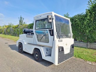Tracteur de remorquage Charlatte TE225 - 5