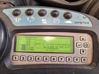 Chariot à mât rétractable Hyster R1.6H