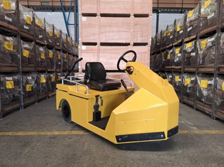 Tracteur de remorquage Charlatte TE206 - 1