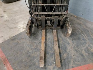 Chariot à mât rétractable Caterpillar NR14N - 8