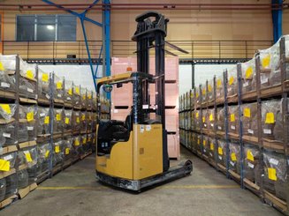 Chariot à mât rétractable Hyster HYR2.0