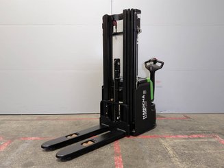Gerbeur accompagnant Hangcha CDD16-XT1-SI