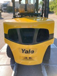 Chariot élévateur frontal 4 roues Yale GLP55VX - 5