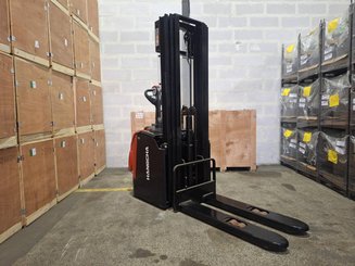 Gerbeur à plate-forme rabattable Hangcha CDD16-AZ3S - 2