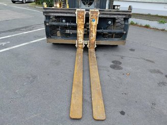 Chariot élévateur frontal 4 roues Yale GDP160EC12