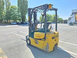 Chariot élévateur électrique Yale ERP16VT SWB - 14