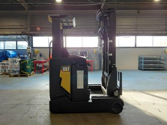 Chariot à mât rétractable Caterpillar NR16N2