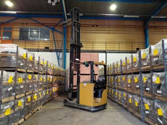Chariot à mât rétractable Hyster HYR2.0