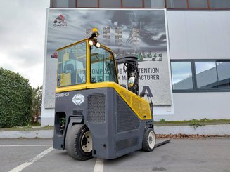 Chariot élévateur latéral multidirectionnel Combilift C4000