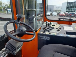 Chariot élévateur latéral multidirectionnel Hubtex DQ40G