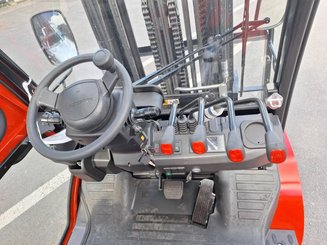 Chariot élévateur frontal 4 roues Hangcha AE30 - 13