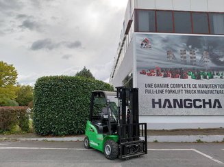 Chariot élévateur frontal 4 roues Hangcha XC25i