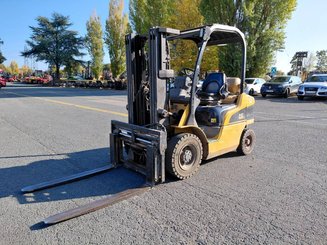 Chariot élévateur frontal 4 roues Caterpillar GP20N