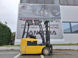 Chariot élévateur frontal 3 roues Yale ERP16ATF - 2