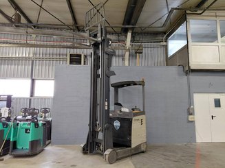 Chariot à mât rétractable Crown ESR 5260
